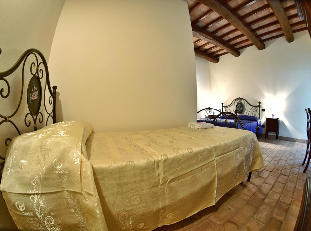 Agriturismo Isola Verde SantʼUrbano Εξωτερικό φωτογραφία