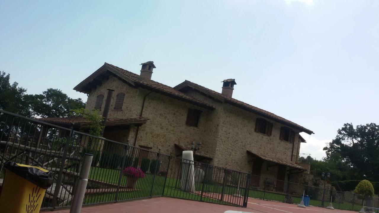 Agriturismo Isola Verde SantʼUrbano Εξωτερικό φωτογραφία